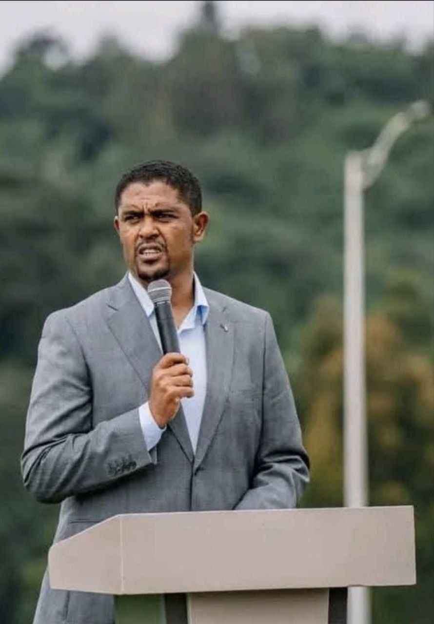 " Abdii ni dhaabna egerees ni ijaarra” Shimallis Abdiisaa Pirezidaantii MNO  - Image 1
