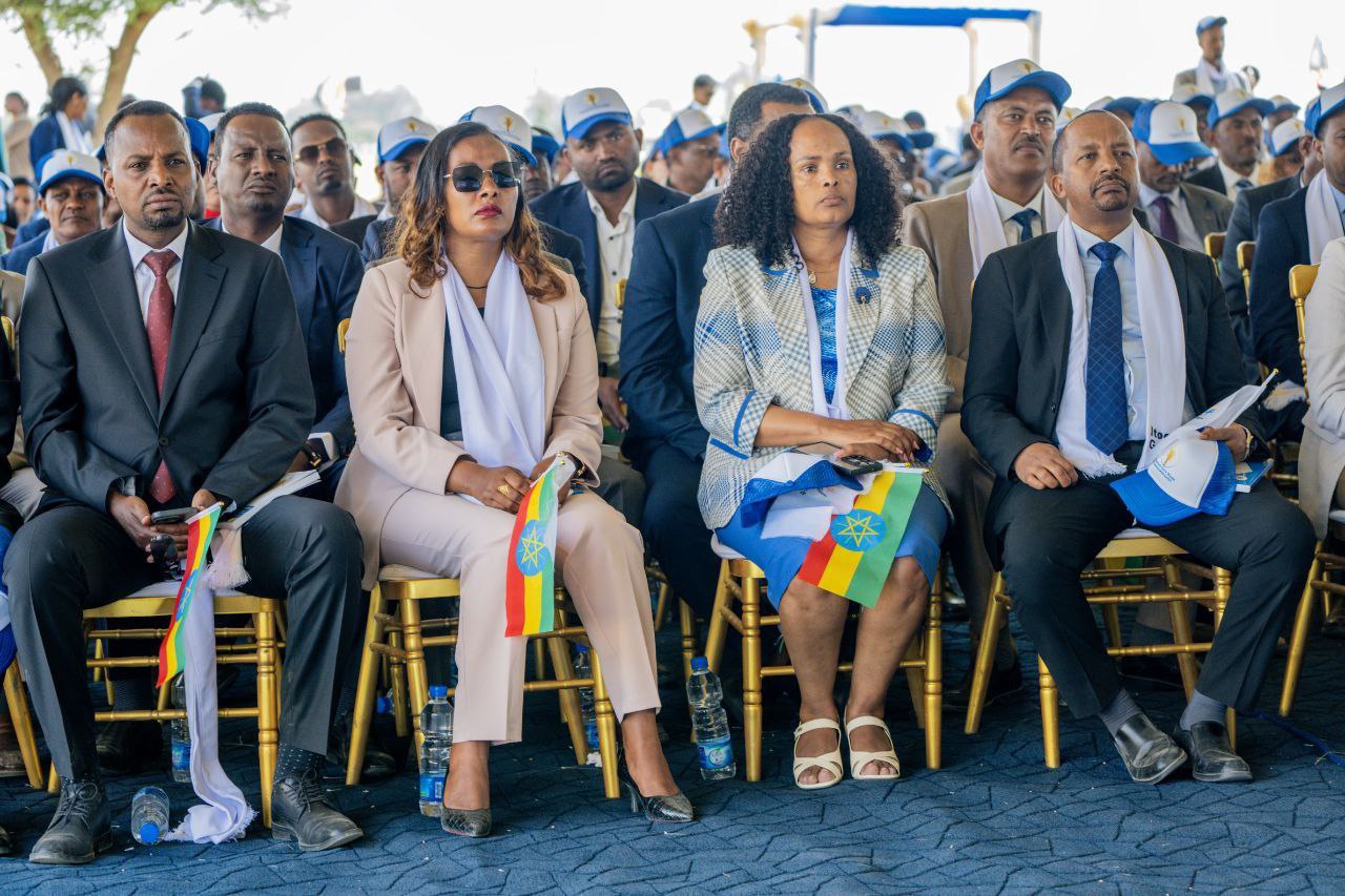 "Bissiin Qamadii Fakkeenya Ida'amuu, Tokkummaa, Birmadummaa, Walabummaa, Waloomaa, Fakkeenya Eebbaafi Badhaadhinaati." Obbo Kaffaaloo Tafarraa - Image 1